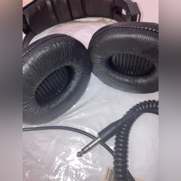 Stereo/Gaming Wired Headset - Picture 6 of 7